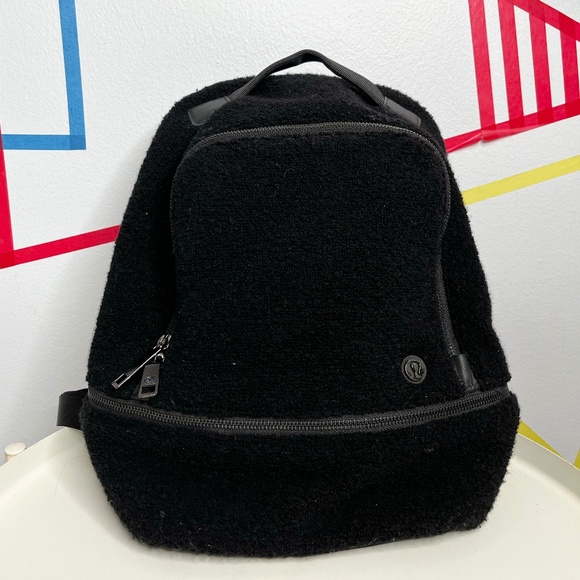 Lululemon City Adventurer Backpack Mini *Sherpa Fleece 10L - Picture 1 of 5